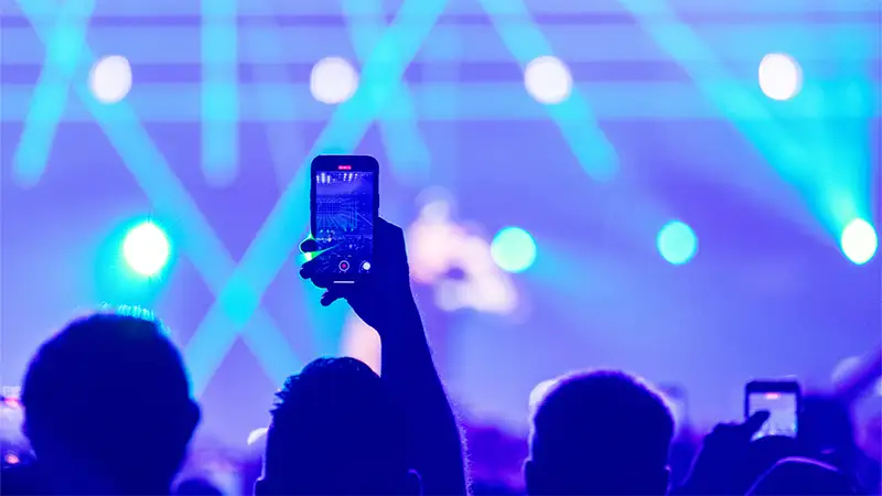 account-manager Enmarket Luxury Suites